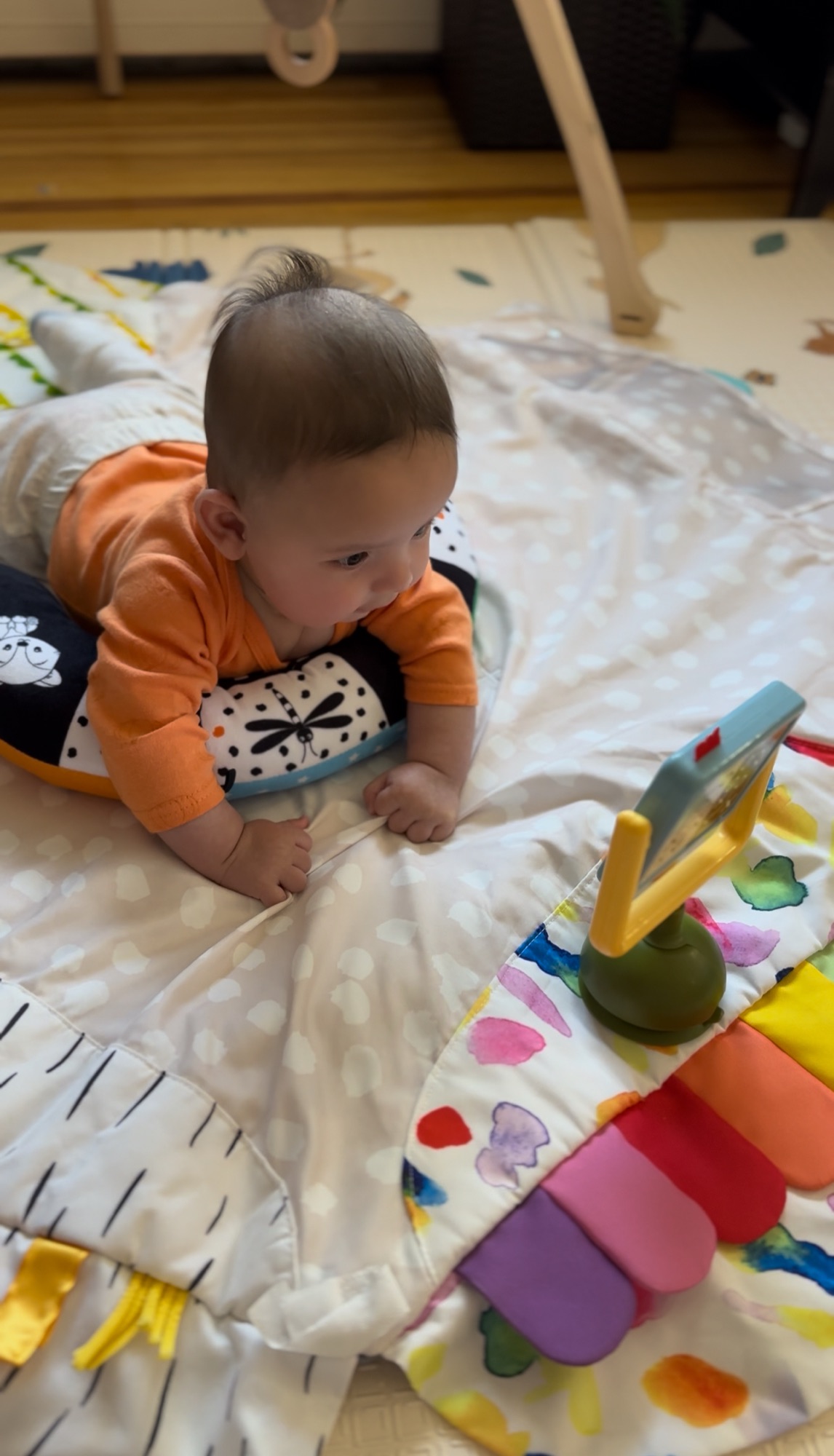 Baby Milestones: How Tummy Time Helped My Baby’s Neck